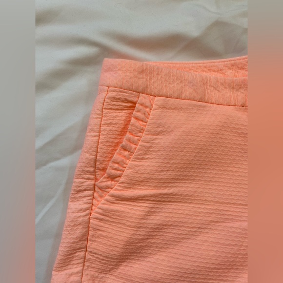 Lilly Pulitzer Shorts. - Picture 3 of 7